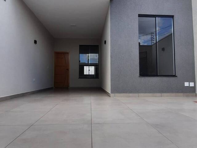 #3321 - Casa para Venda em Arapongas - PR - 3