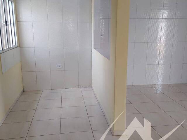 #3323 - Casa para Venda em Arapongas - PR - 3